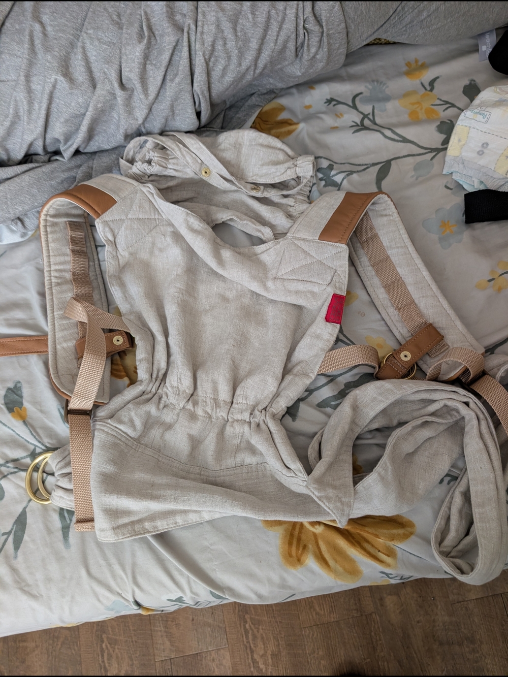 Sakura Bloom Scout Carrier Linen Leather